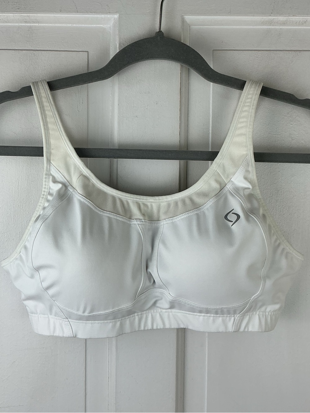 Moving Comfort Juno Sports Bra sz 38C Racerback Brooks Running Workout